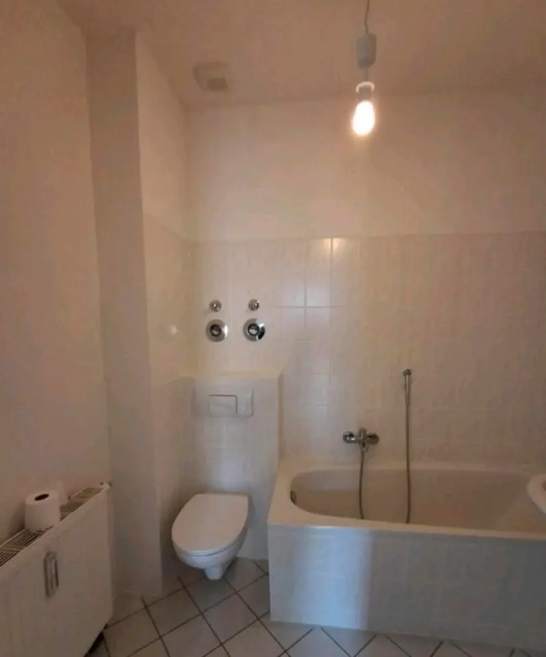4 Zimmer Wohnung mit 104 m² in Plauen – Bild 4
