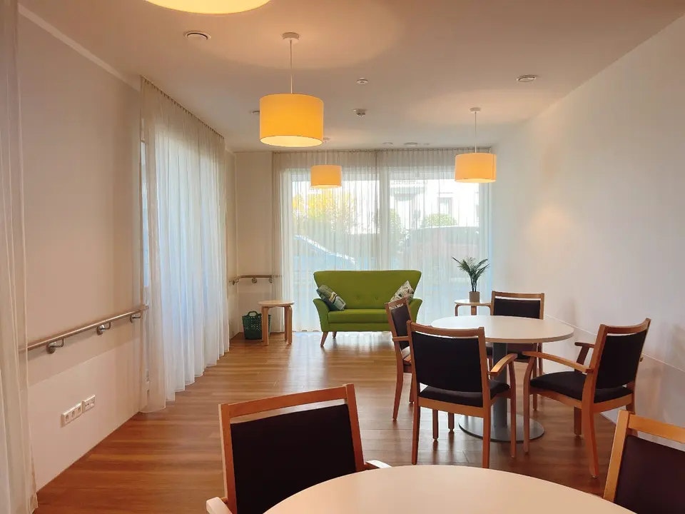 6 Zimmer Wohnung mit 224 m² in Offenburg – Bild 8