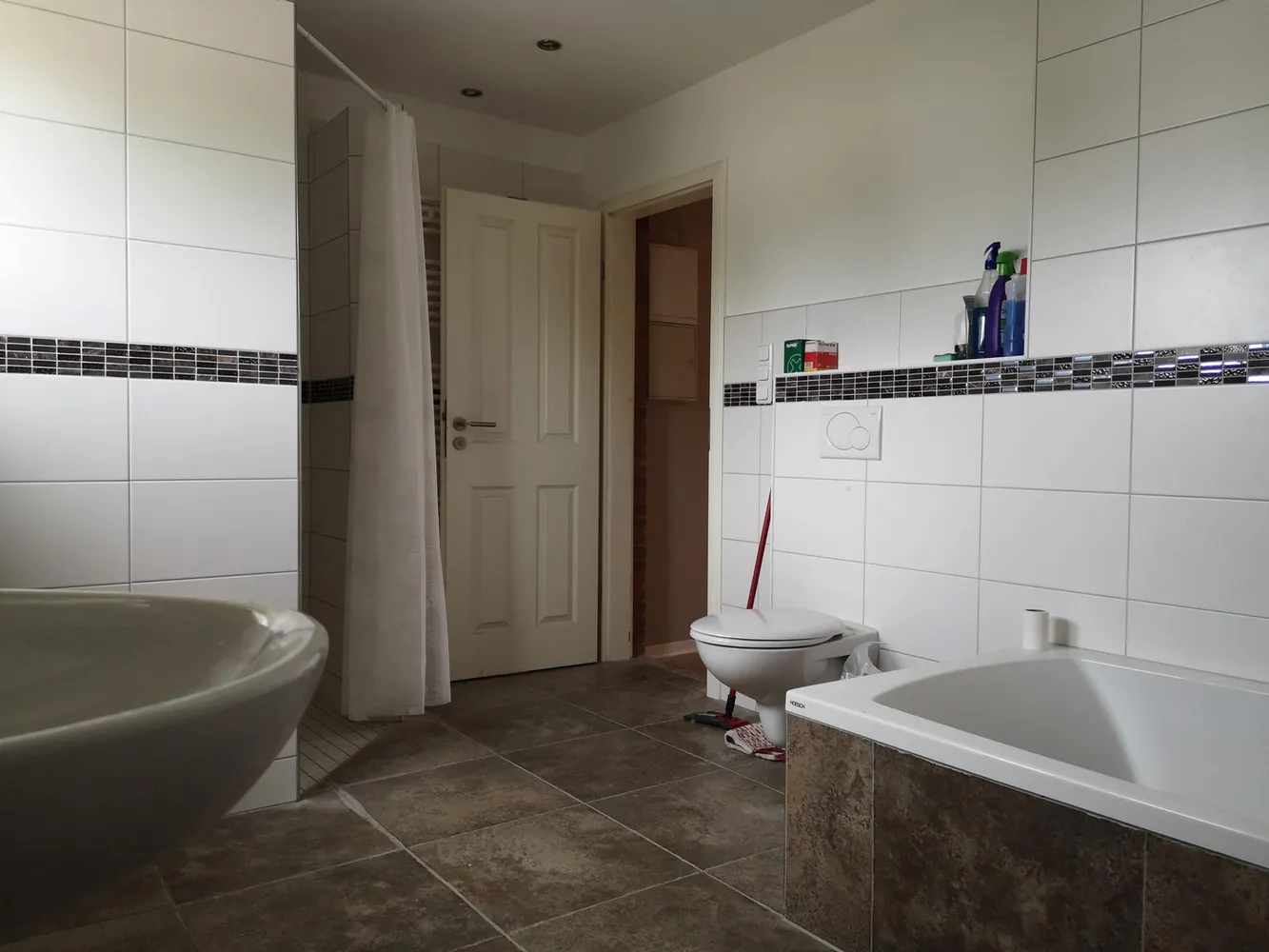 5 Zimmer Wohnung mit 125 m² in Lübeck – Bild 8