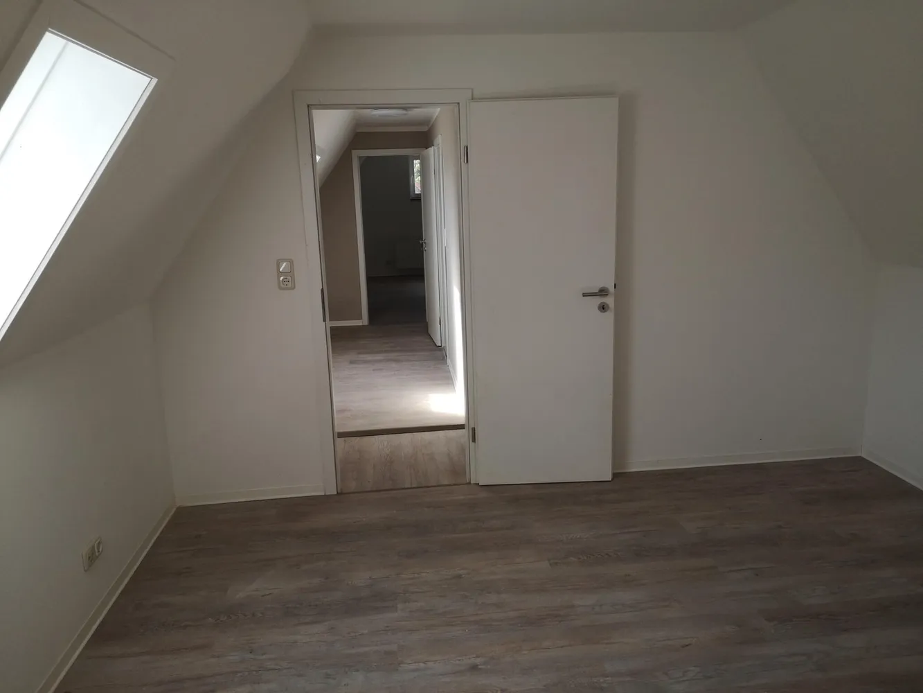 5 Zimmer Wohnung mit 125 m² in Lübeck – Bild 9