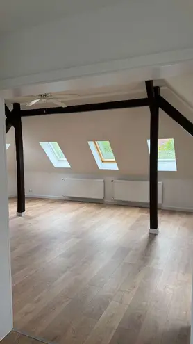 4 Zimmer Wohnung mit 115 m² in Hannover – Bild 1