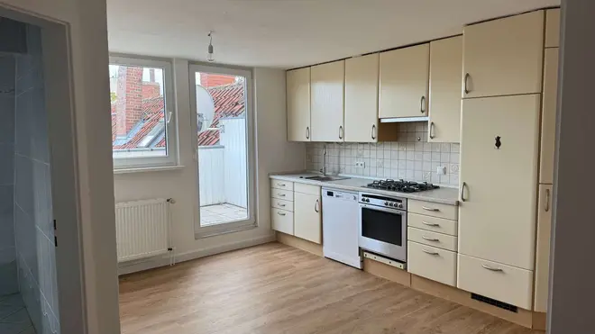 4 Zimmer Wohnung mit 115 m² in Hannover – Bild 9