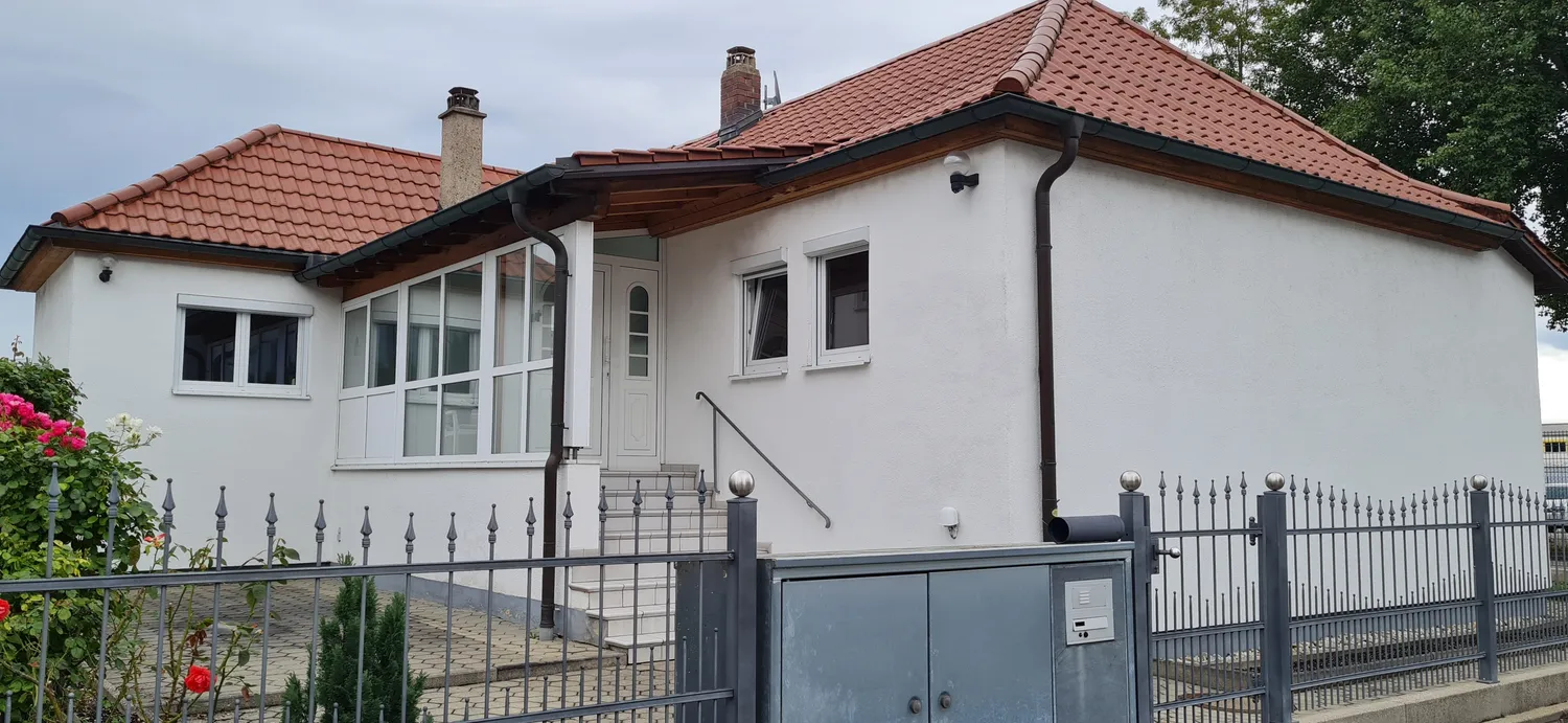 4 Zimmer Haus mit 105 m² in Landshut – Bild 1