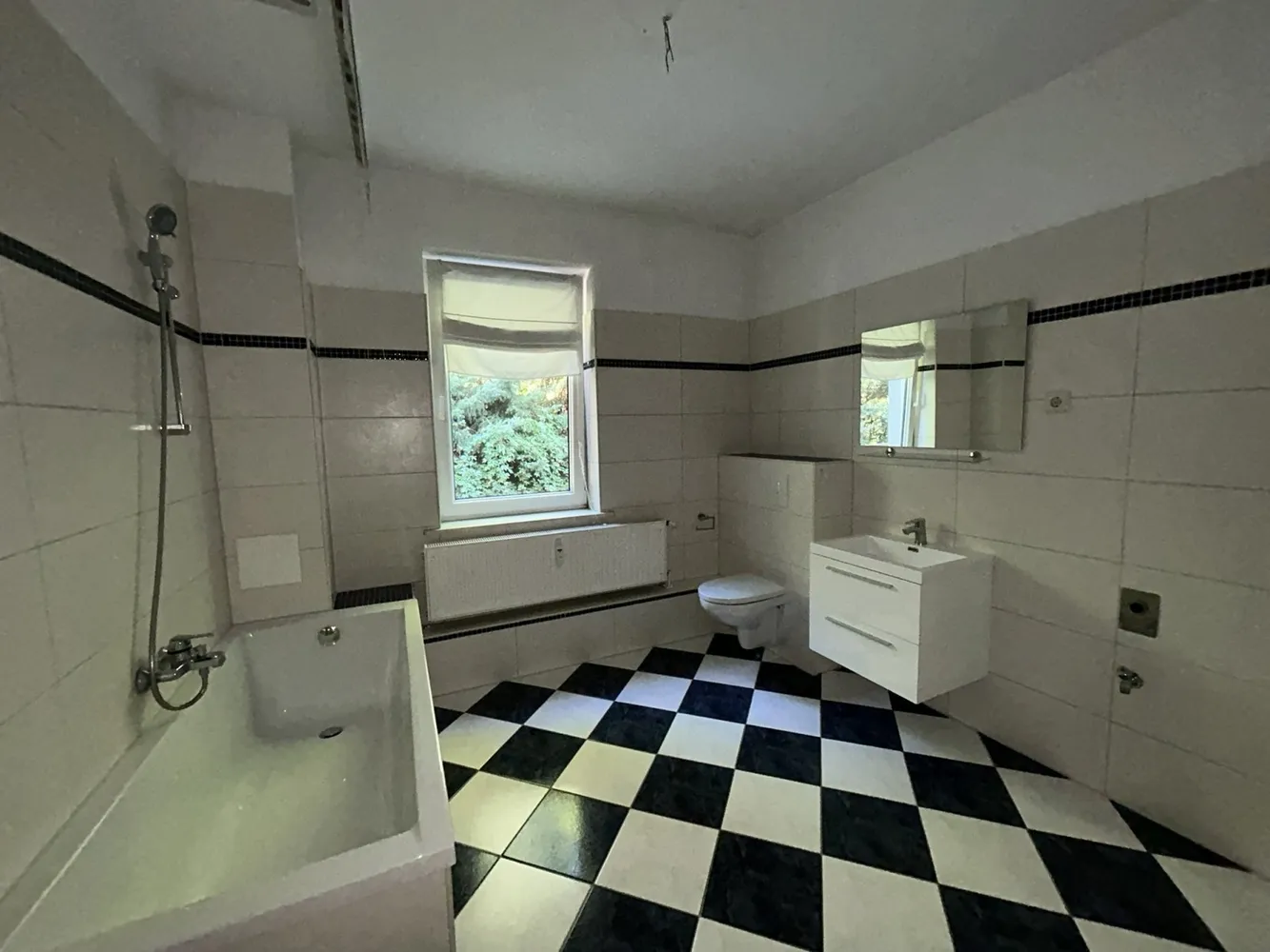 4 Zimmer Wohnung mit 81 m² in Zwickau – Bild 10