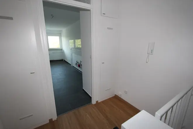 3 Zimmer Wohnung mit 85 m² in Stuttgart – Bild 2