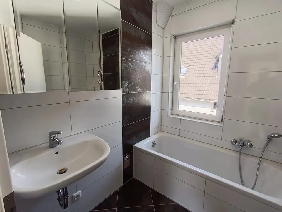4 Zimmer Wohnung mit 100 m² in Marburg – Bild 7