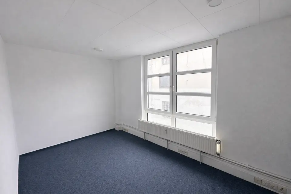 5 Zimmer Wohnung mit 175 m² in Bremerhaven – Bild 2