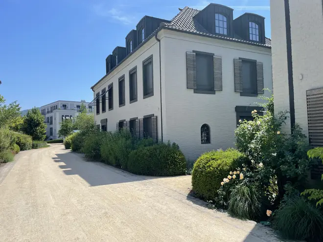 5 Zimmer Haus mit 283 m² in Bonn – Bild 2
