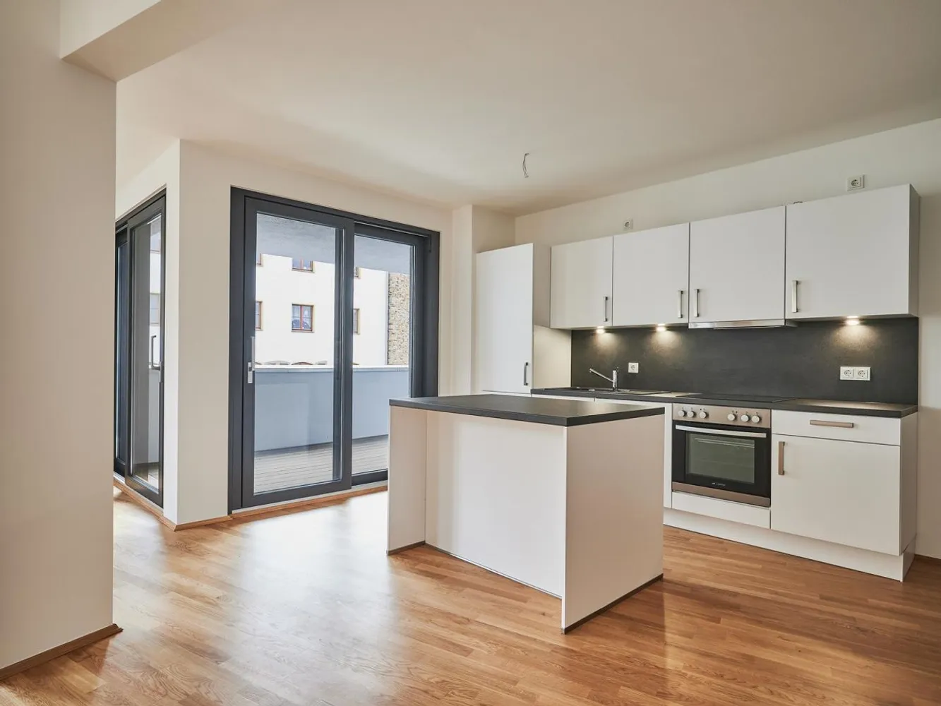 5 Zimmer Wohnung mit 166 m² in Leipzig – Bild 4