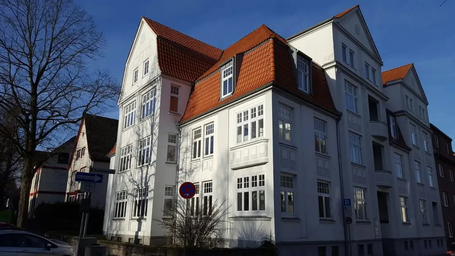 6 Zimmer Wohnung mit 210 m² in Flensburg – Bild 2