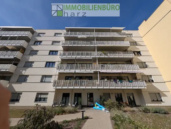 4 Zimmer Wohnung mit 128 m² in Magdeburg – Bild 1