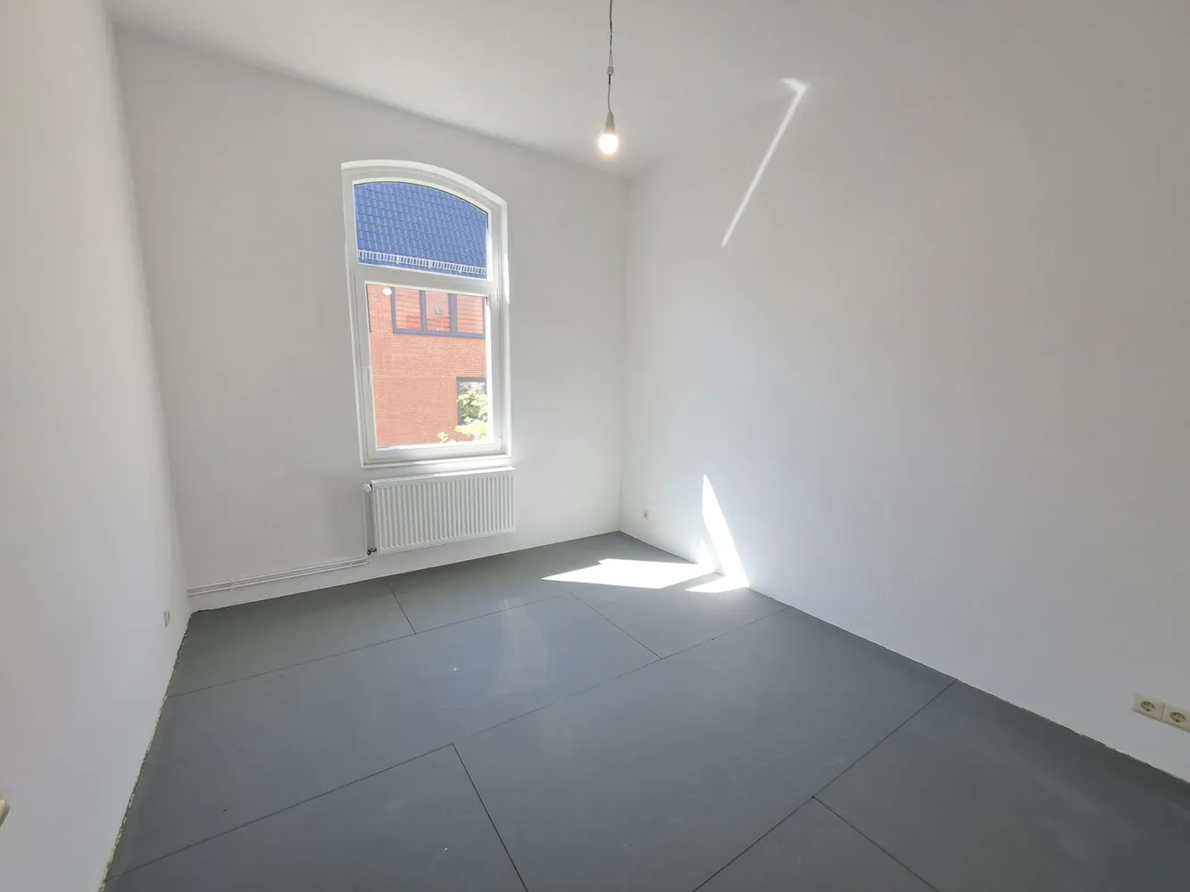 4 Zimmer Wohnung mit 84 m² in Bremerhaven – Bild 1