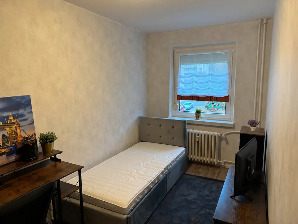 WG-Zimmer mit 11 m² in Aschersleben – Bild 1