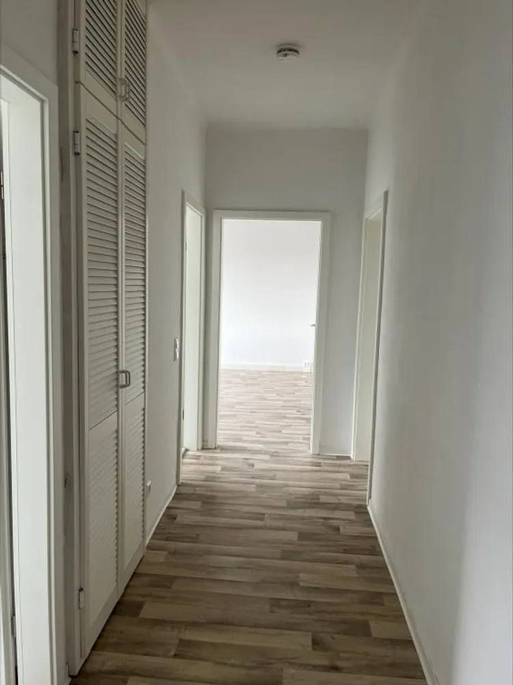 3 Zimmer Wohnung mit 65 m² in Brandenburg an der Havel – Bild 2