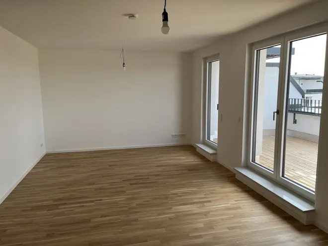 2 Zimmer Wohnung mit 73 m² in Berlin – Bild 1