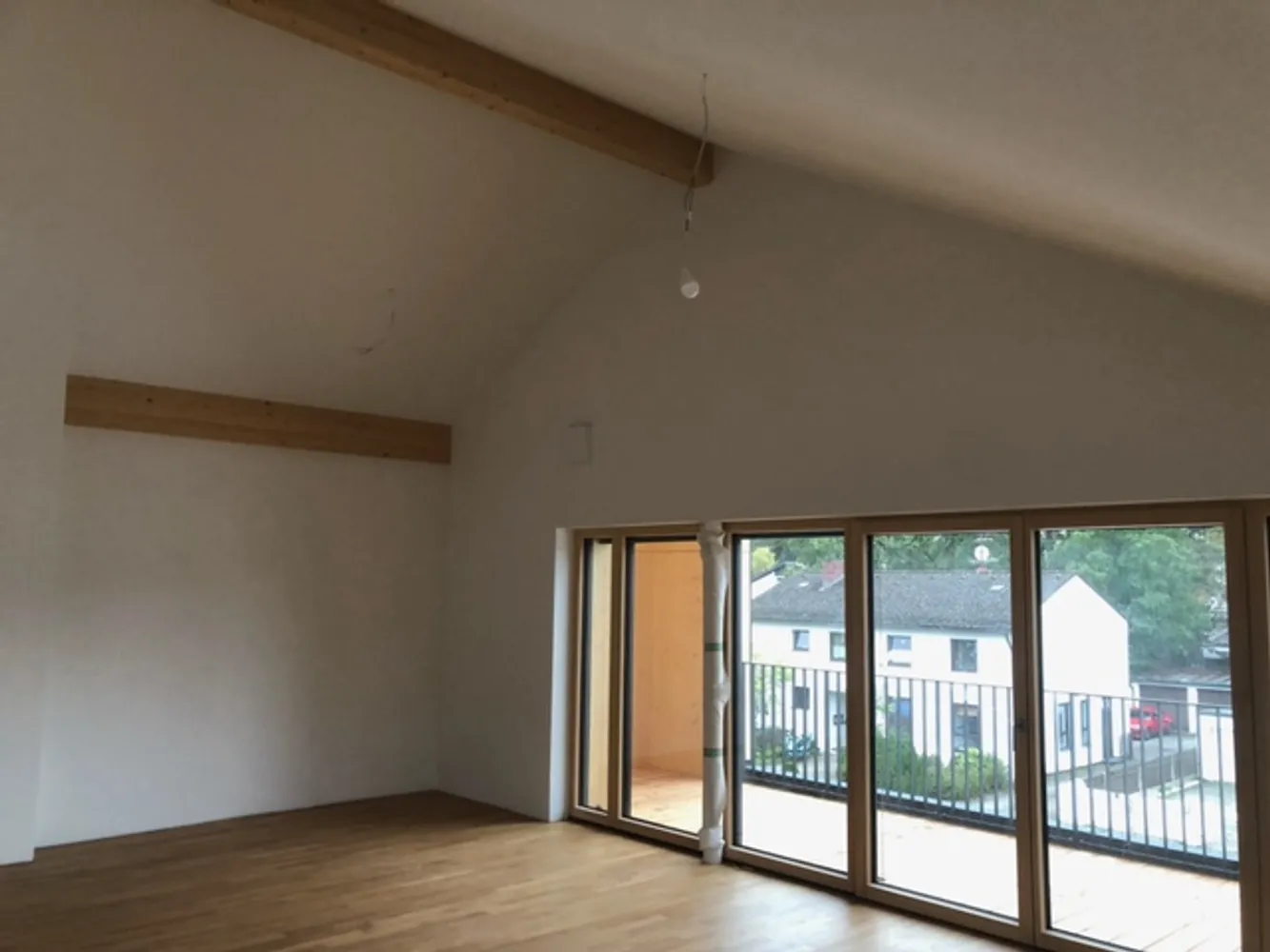 3 Zimmer Wohnung mit 117 m² in München – Bild 1