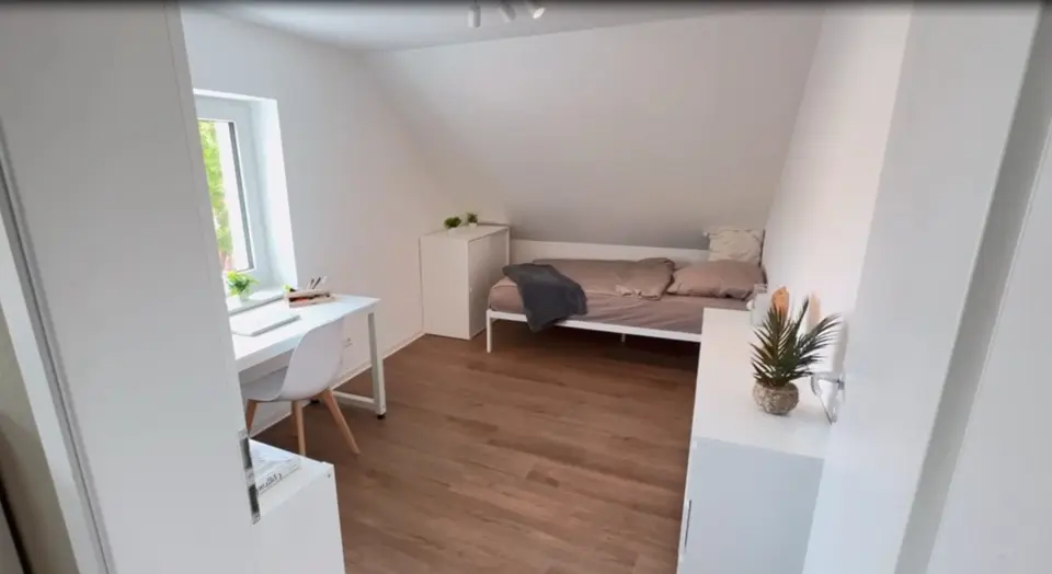 WG-Zimmer mit 10 m² in Stuttgart – Bild 1