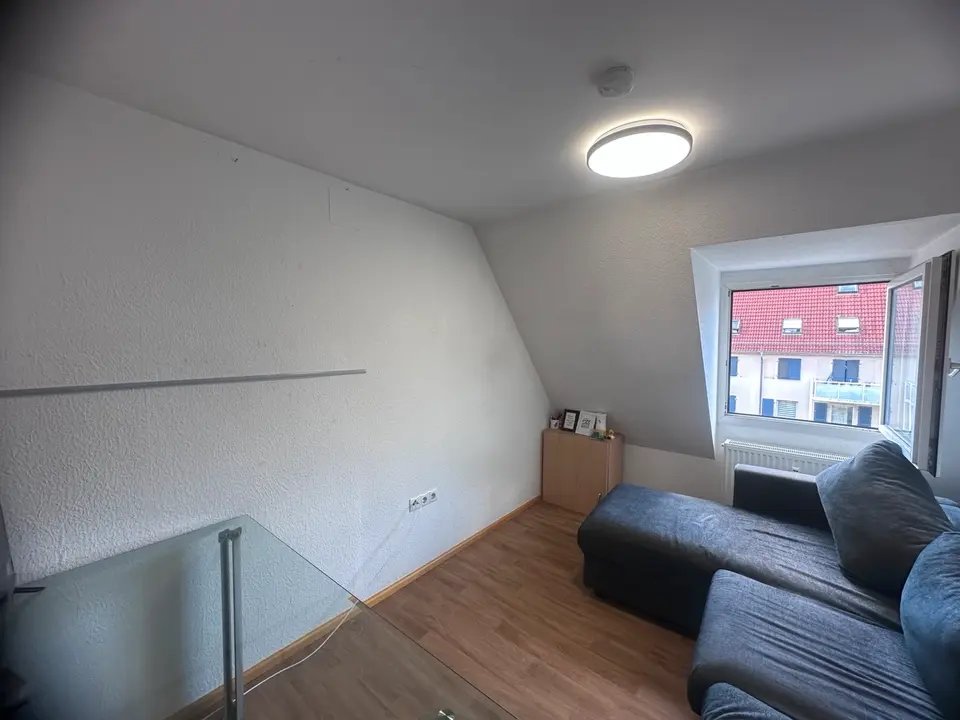 2 Zimmer Wohnung mit 34 m² in Kaiserslautern – Bild 1