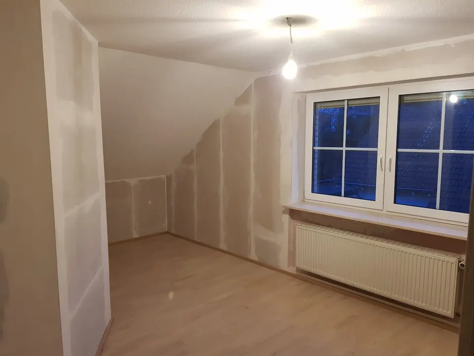 8 Zimmer Haus mit 220 m² in Siegen – Bild 2