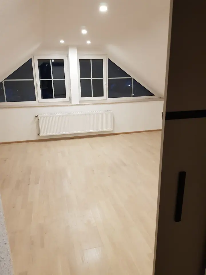 8 Zimmer Haus mit 220 m² in Siegen – Bild 3