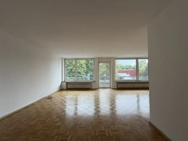 2 Zimmer Wohnung mit 80 m² in Krefeld – Bild 2