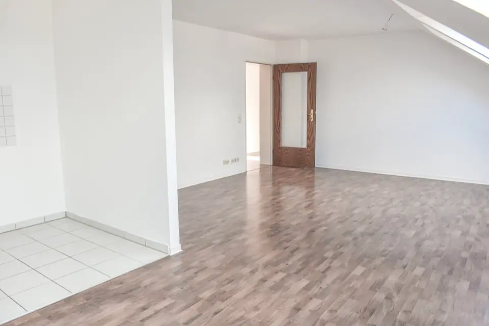 3 Zimmer Wohnung mit 74 m² in Plauen – Bild 5
