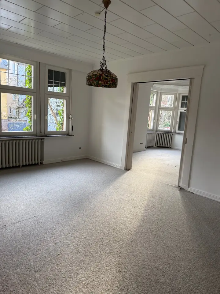 7 Zimmer Wohnung mit 220 m² in Oldenburg – Bild 2