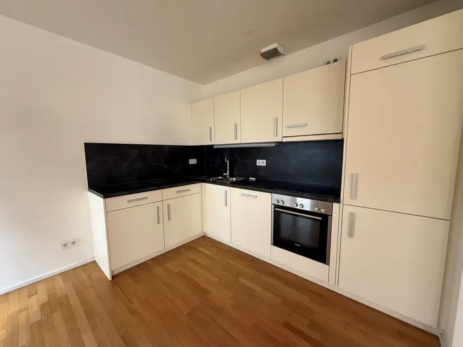 3 Zimmer Wohnung mit 130 m² in Stuttgart – Bild 3