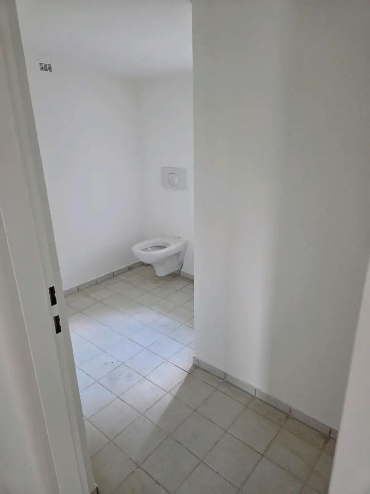 4 Zimmer Wohnung mit 125 m² in Neubrandenburg – Bild 4