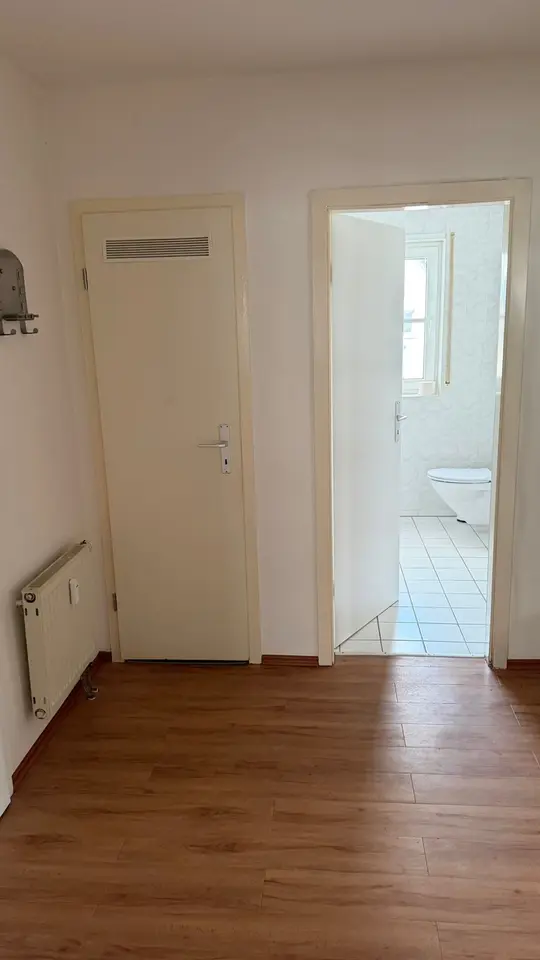 2 Zimmer Wohnung mit 60 m² in Worms – Bild 4