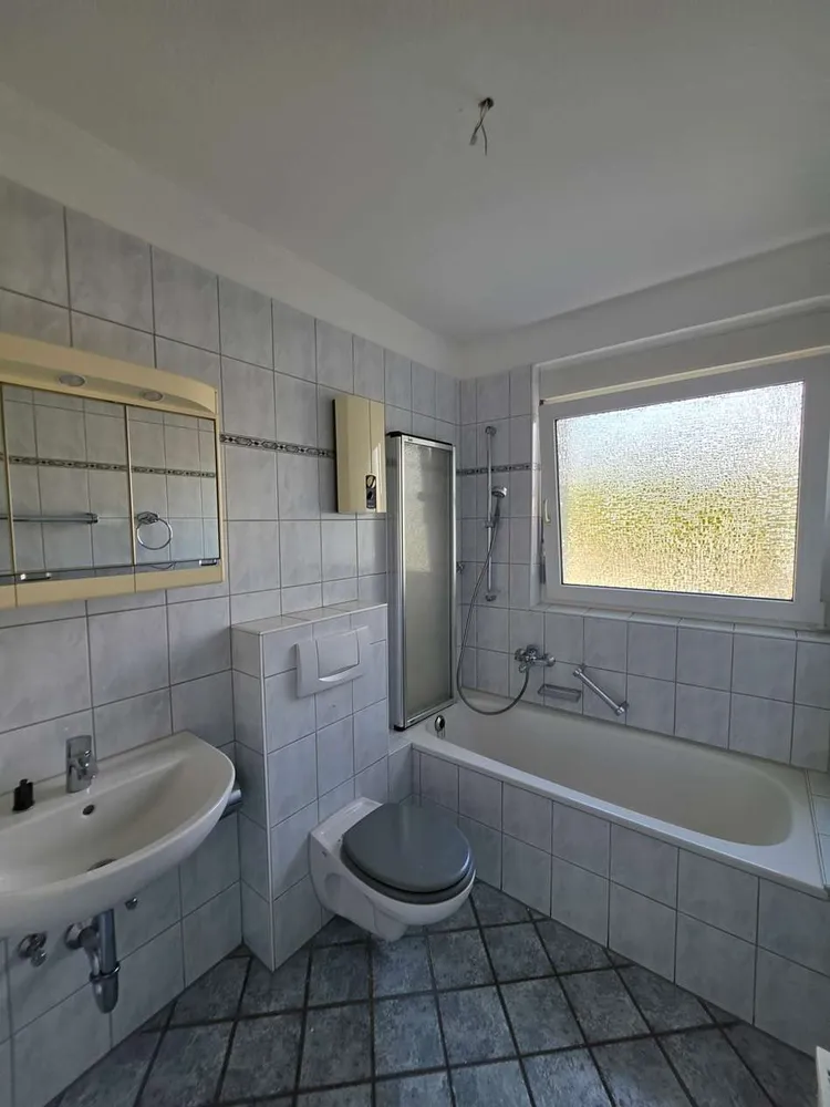 3 Zimmer Wohnung mit 72 m² in Solingen – Bild 3