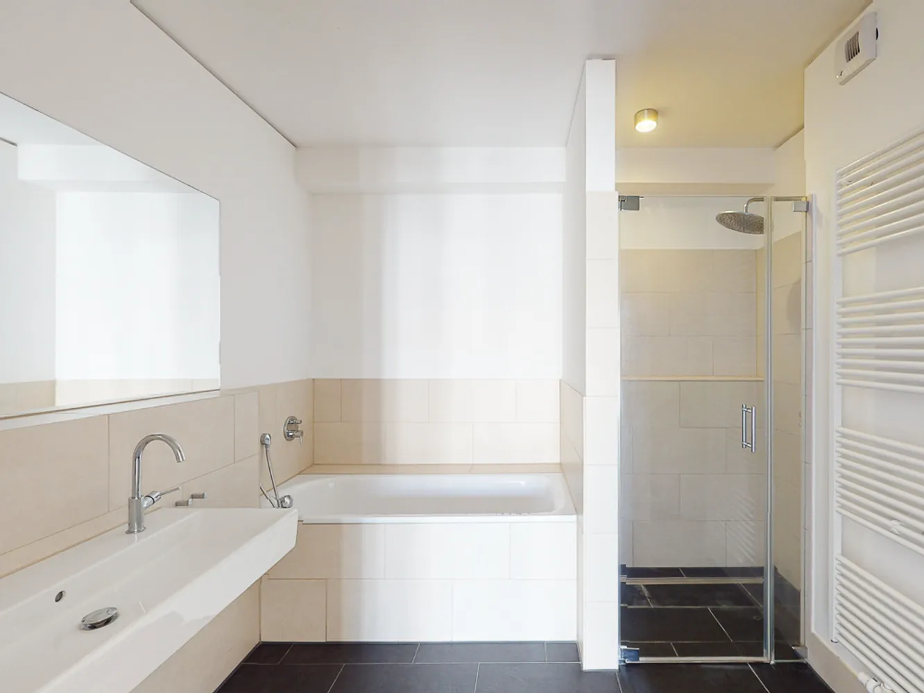 4 Zimmer Wohnung mit 124 m² in Frankfurt am Main – Bild 10