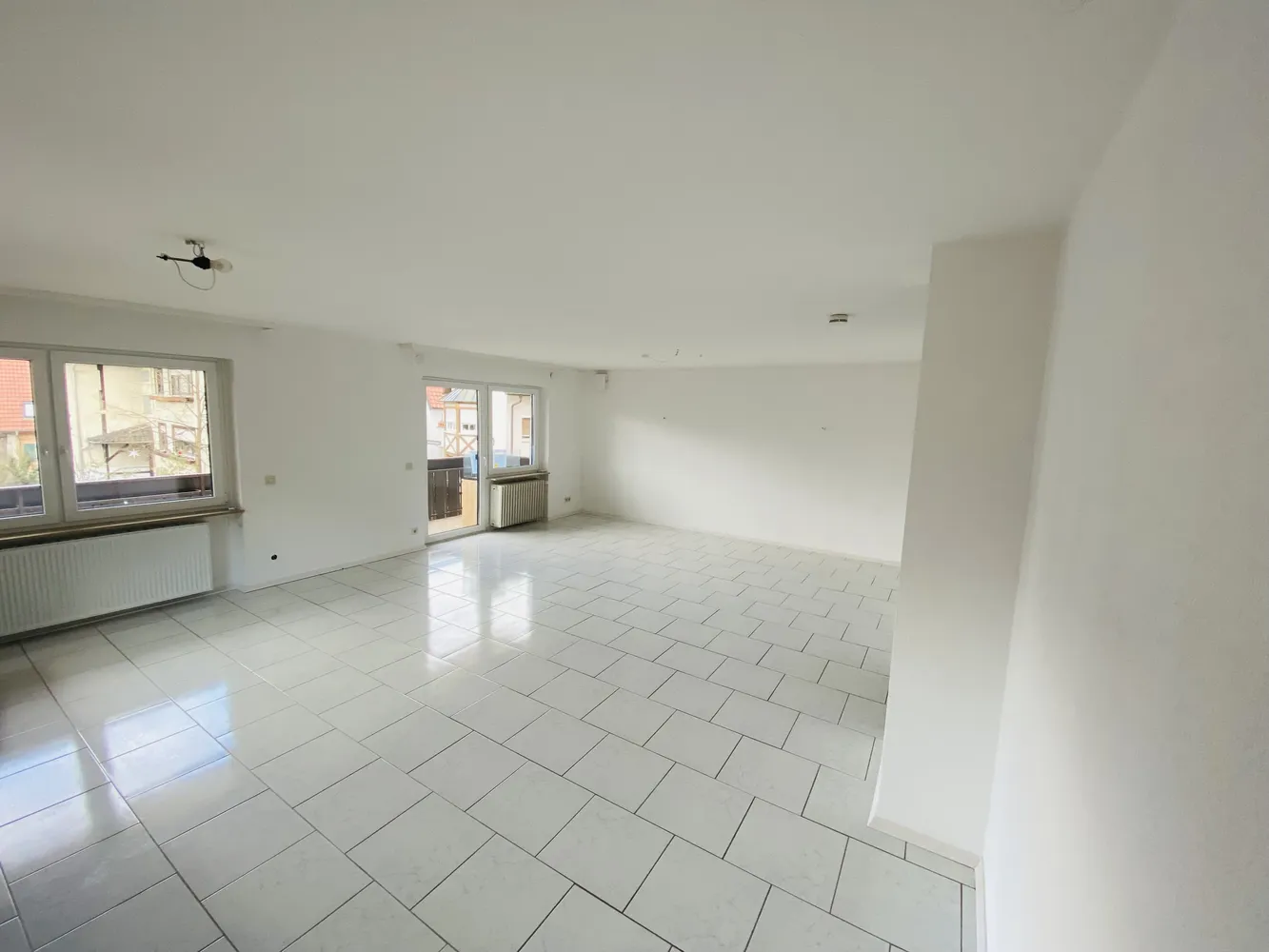 5 Zimmer Wohnung mit 105 m² in Baden-Baden – Bild 1