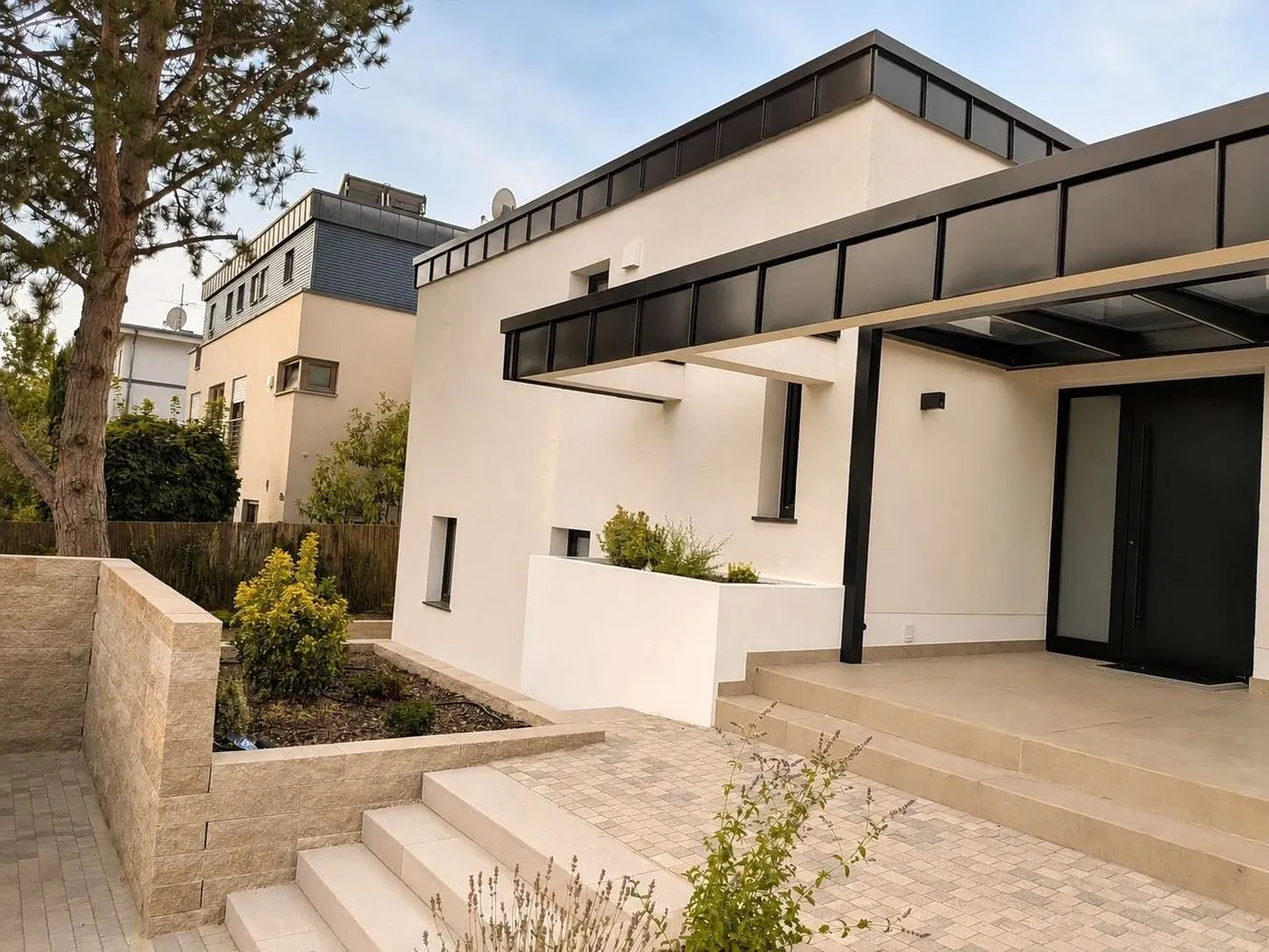 3 Zimmer Haus mit 190 m² in Wiesbaden – Bild 1