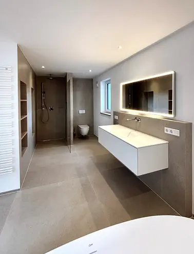 3 Zimmer Haus mit 190 m² in Wiesbaden – Bild 12