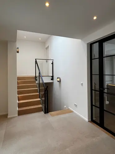 3 Zimmer Haus mit 190 m² in Wiesbaden – Bild 9