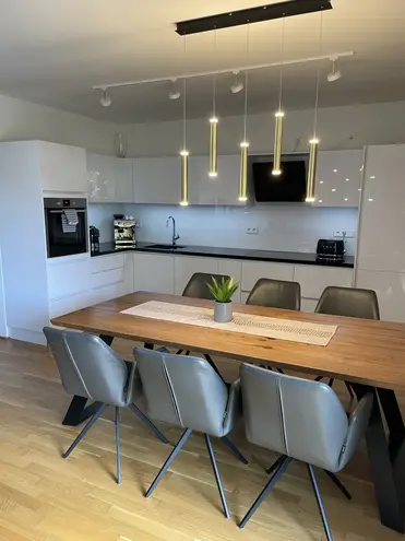 3 Zimmer Wohnung mit 107 m² in Wiesbaden – Bild 1