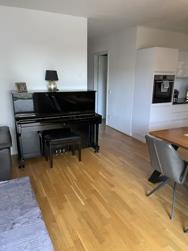 3 Zimmer Wohnung mit 107 m² in Wiesbaden – Bild 2
