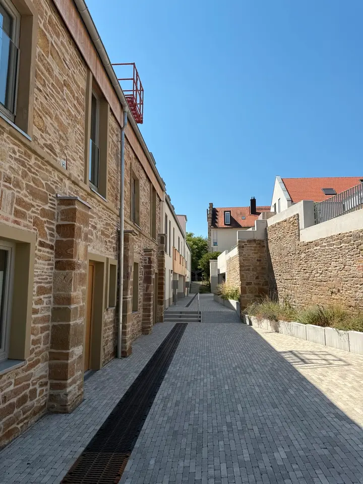 4 Zimmer Wohnung mit 135 m² in Würzburg – Bild 2