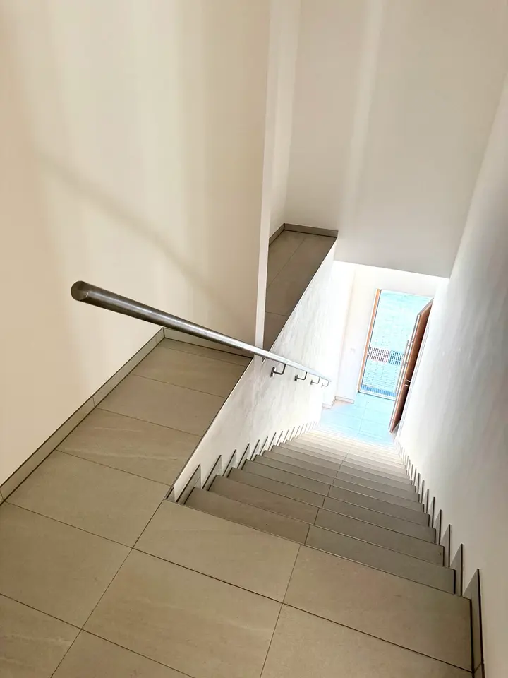 4 Zimmer Wohnung mit 135 m² in Würzburg – Bild 4