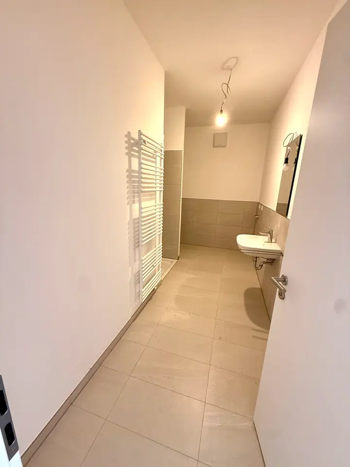 4 Zimmer Wohnung mit 135 m² in Würzburg – Bild 9