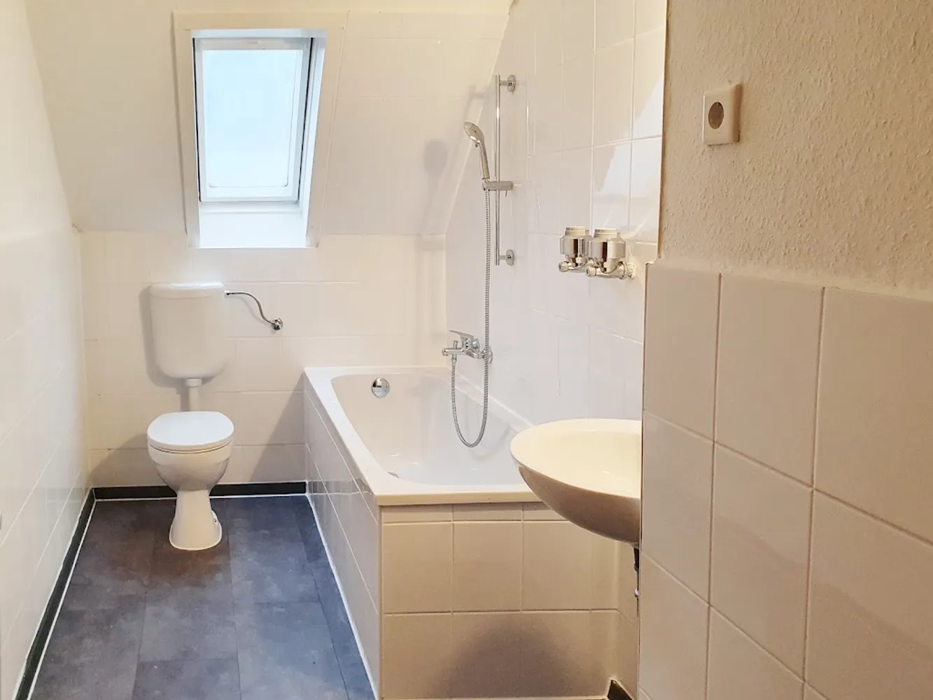 3 Zimmer Wohnung mit 72 m² in Duisburg – Bild 6