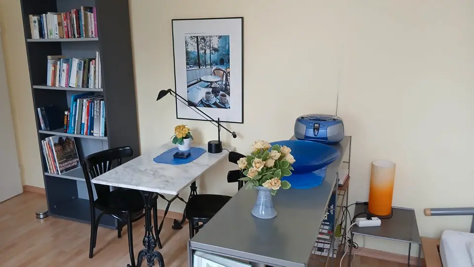 WG-Zimmer mit 38 m² in Düsseldorf – Bild 2