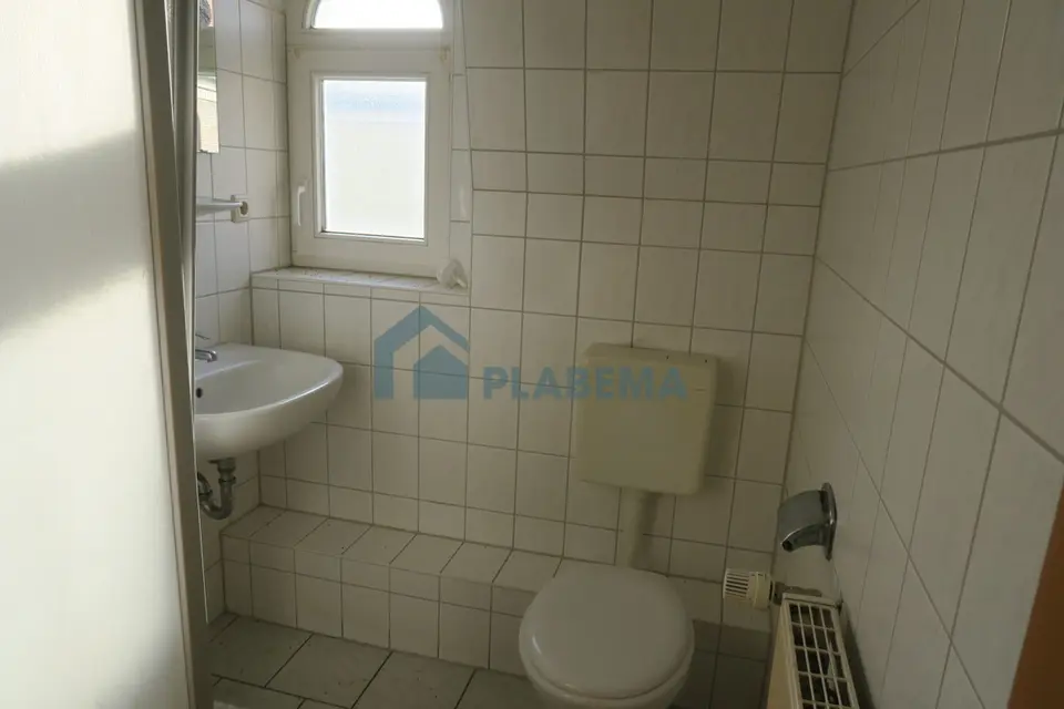 6 Zimmer Wohnung mit 196 m² in Schwerin – Bild 8