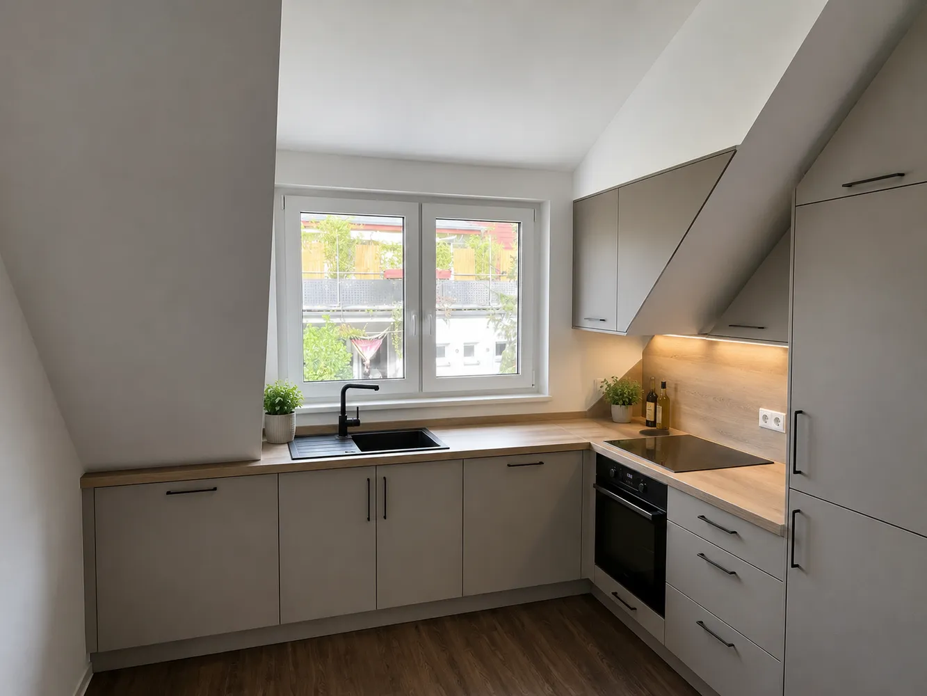 2 Zimmer Wohnung mit 60 m² in Karlsruhe – Bild 1