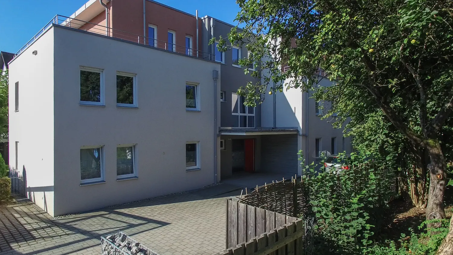 2 Zimmer Wohnung mit 63 m² in Rosenheim – Bild 2