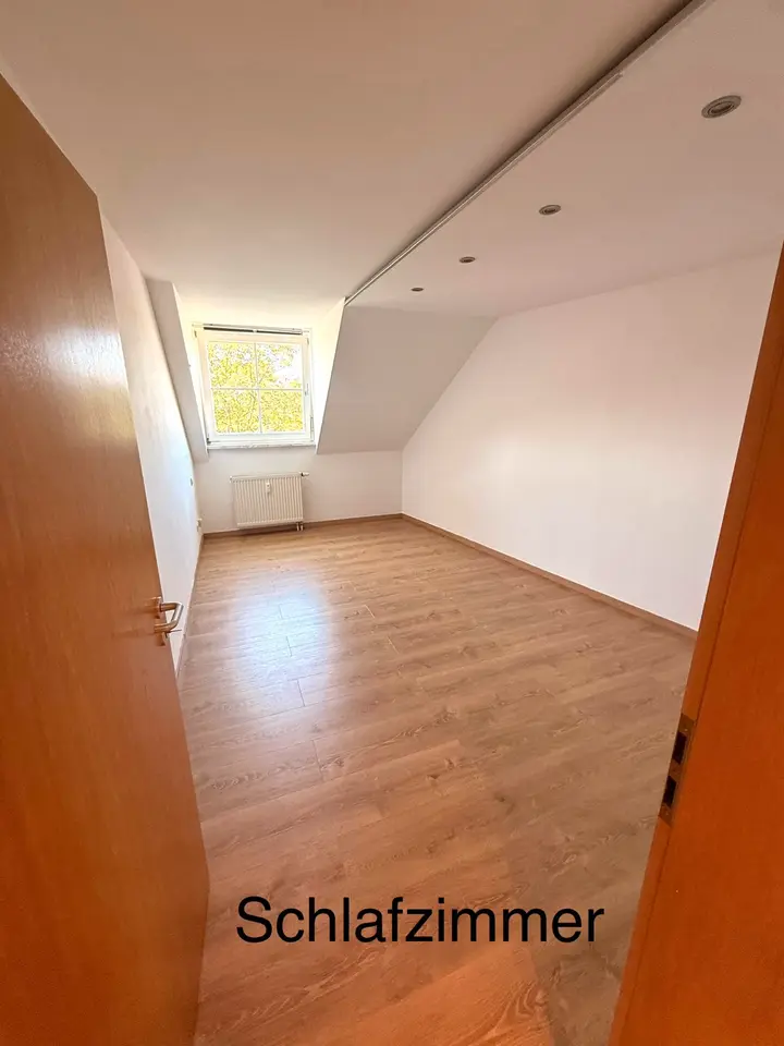 2 Zimmer Wohnung mit 60 m² in Plauen – Bild 2