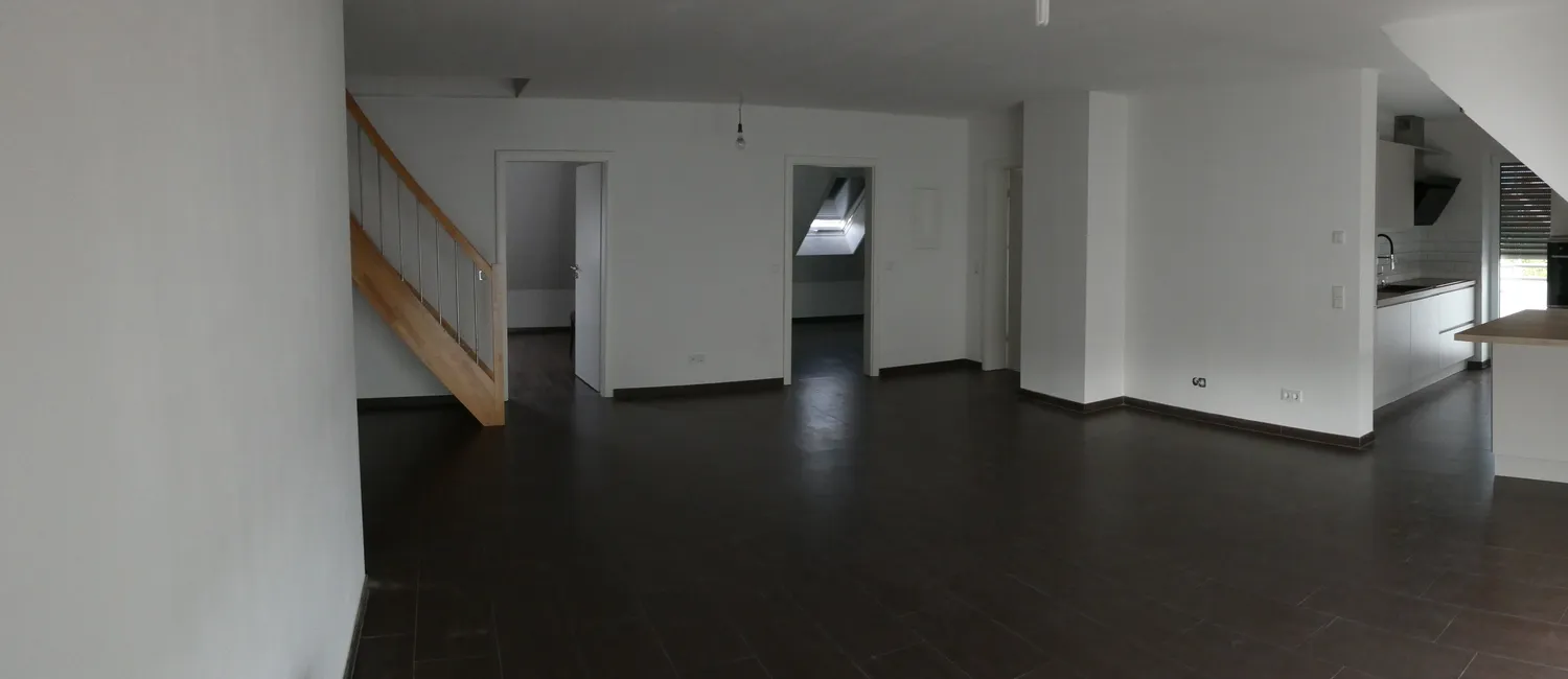 4 Zimmer Wohnung mit 98 m² in Rüsselsheim am Main – Bild 1