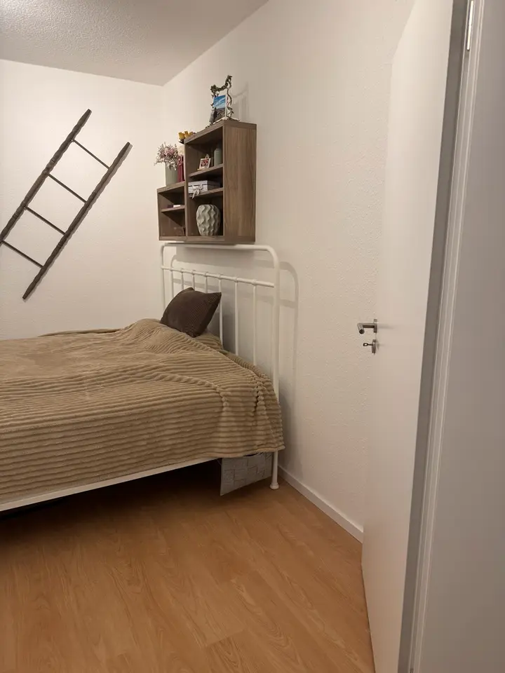 3 Zimmer Wohnung mit 55 m² in Bremerhaven – Bild 2