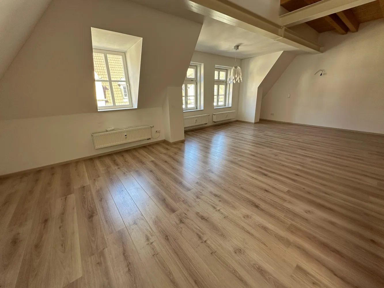 3 Zimmer Wohnung mit 113 m² in Coburg – Bild 2